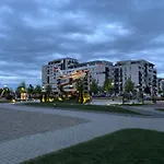 דירה Stil Coresi Near Center Free Parking בראשוב