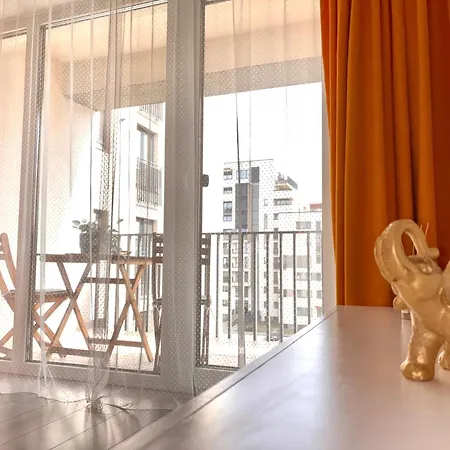 Апартаменты Stil Coresi Near Center Free Parking *